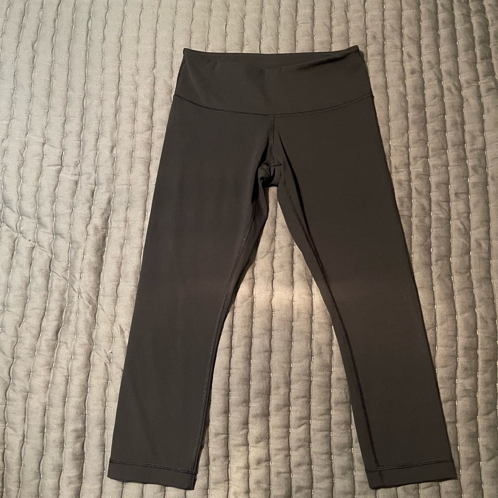 Lululemon Mid Rise Crop 21” Leggings
